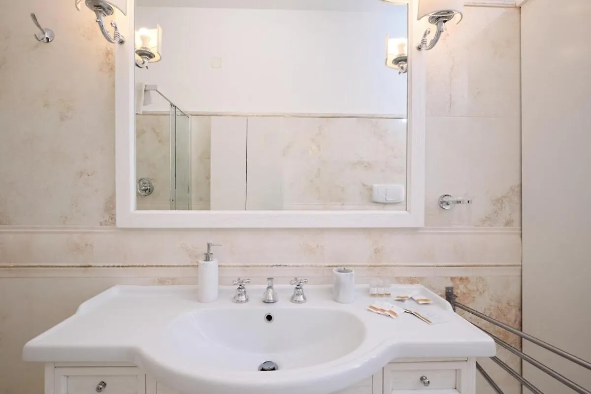 New - Residenza Lucis - Camillo Hospital - Monteverde Roma 0*,  Italia